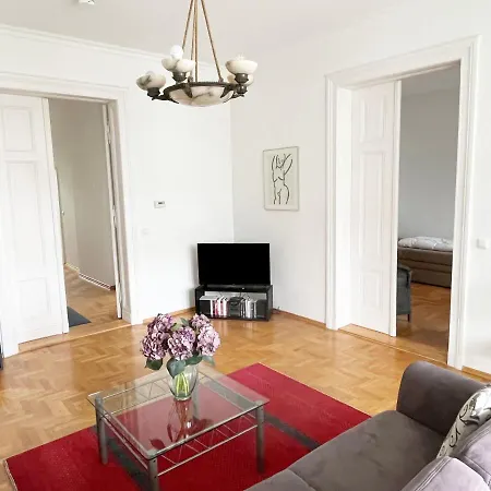 Franz Josef فيلة