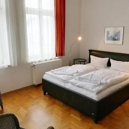 فيلة Franz Josef Neuhof (Heringsdorf)